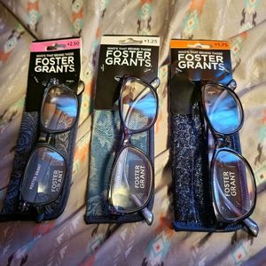 Foster Grant EZ Readers.